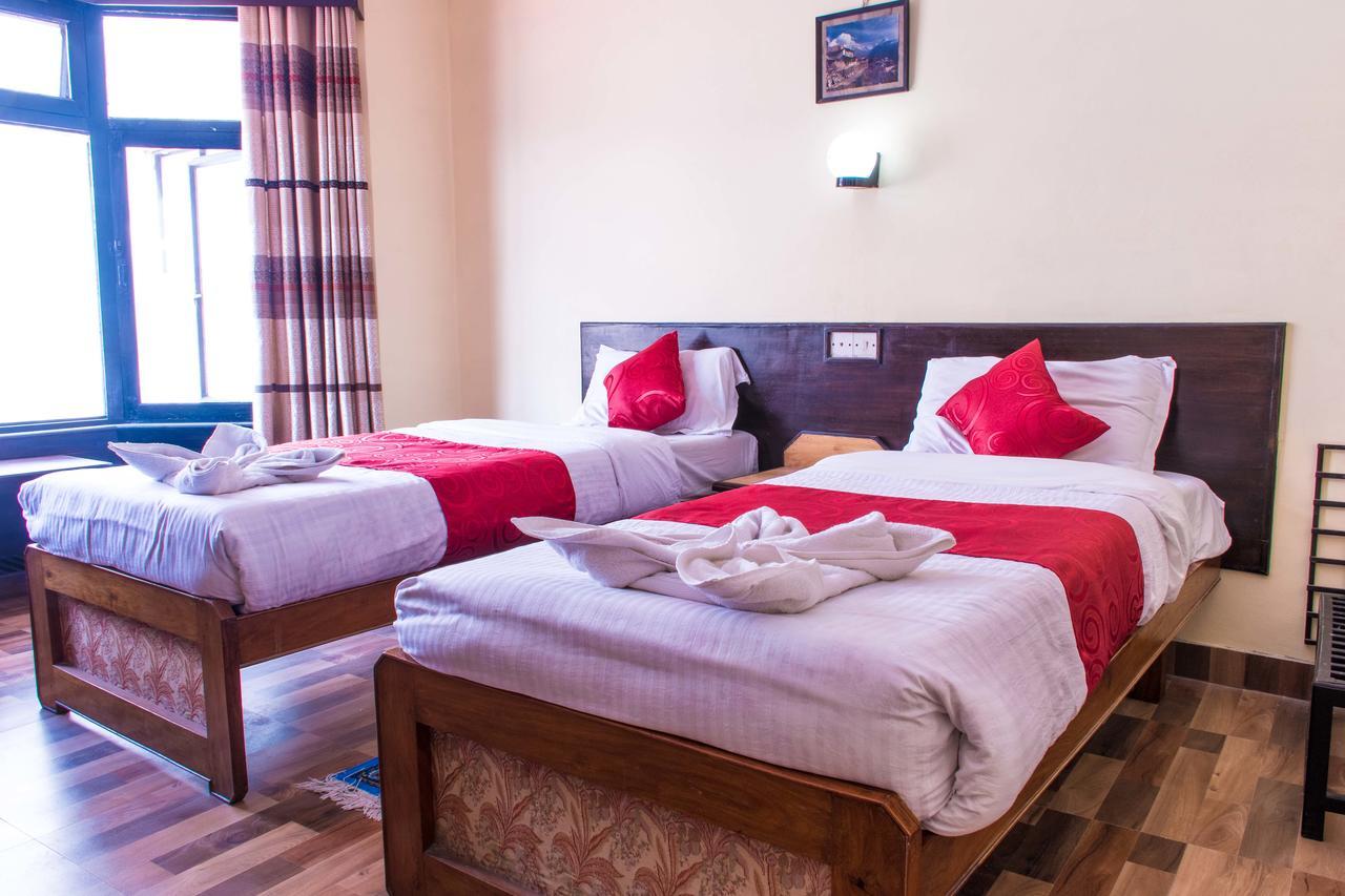 Hotel Meera Pokhara Eksteriør bilde