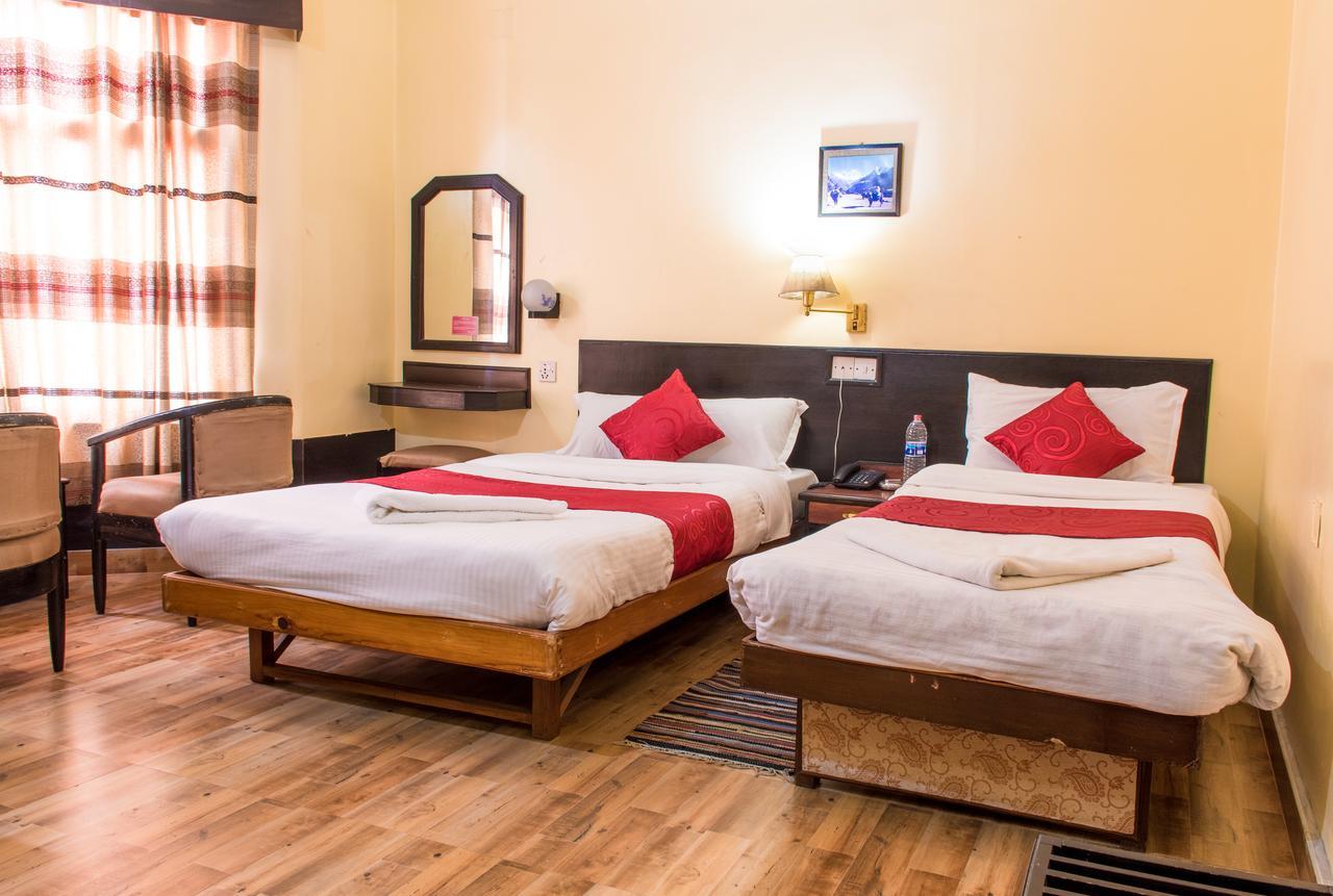 Hotel Meera Pokhara Eksteriør bilde