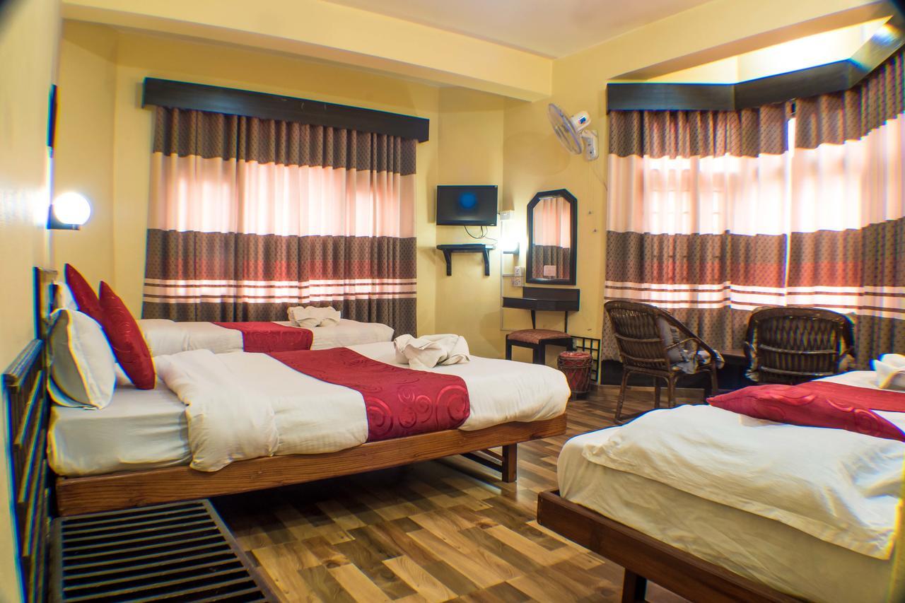 Hotel Meera Pokhara Eksteriør bilde