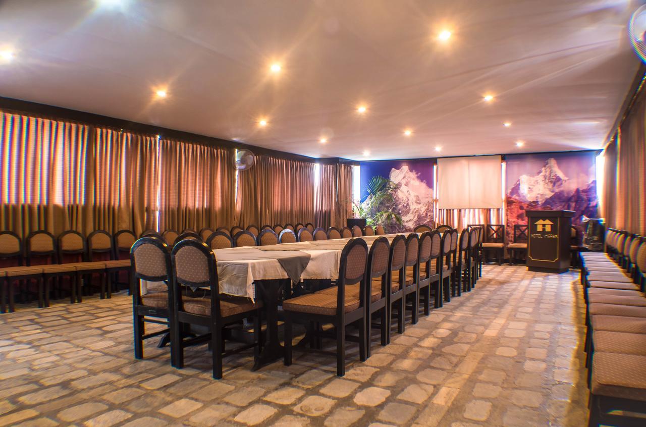 Hotel Meera Pokhara Eksteriør bilde