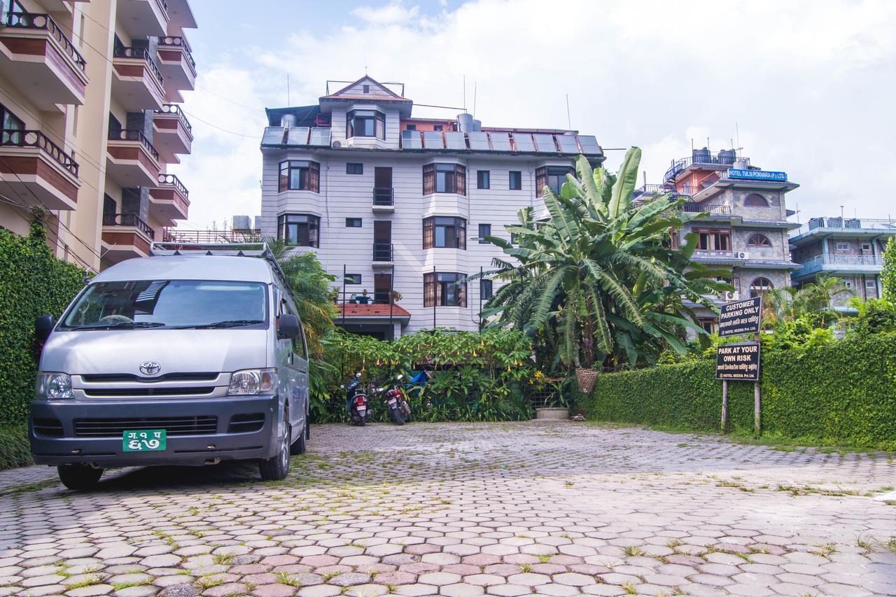 Hotel Meera Pokhara Eksteriør bilde